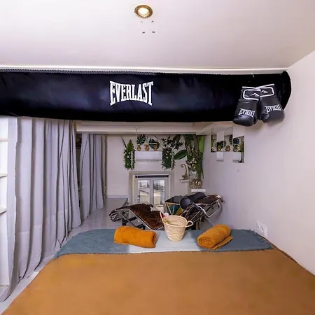 Duplex 50m De La Carre D'or Apartment *