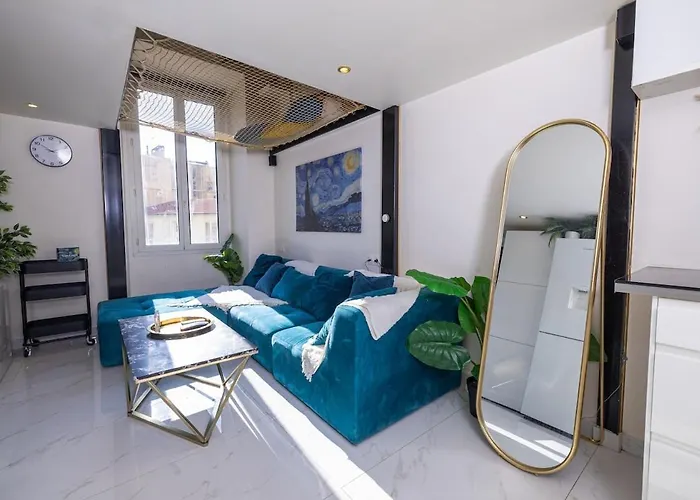 Duplex 50m De La Carre D'or * ニース