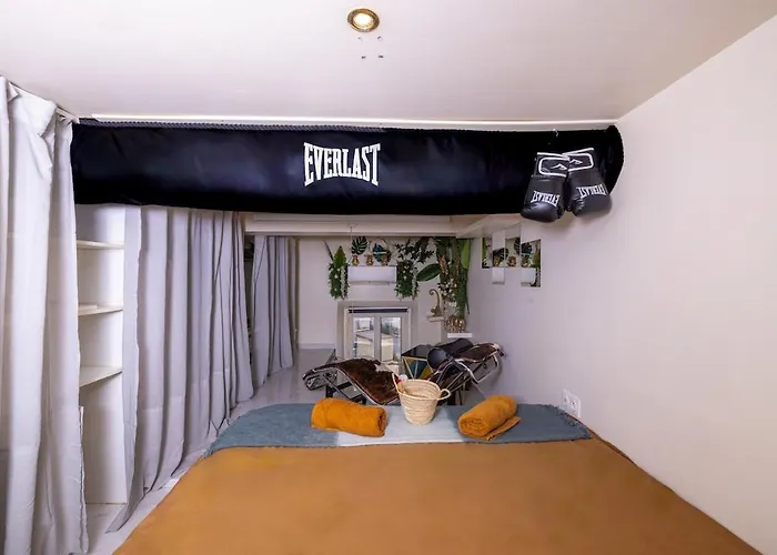 Duplex 50m De La Carre D'or アパート *