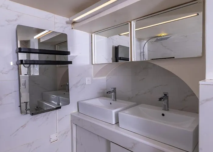 Duplex 50m De La Carre D'or *