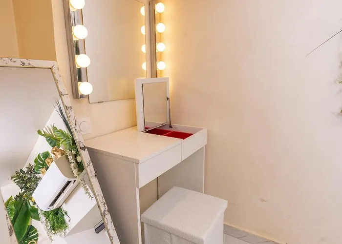 Duplex 50m De La Carré D'or Apartamento